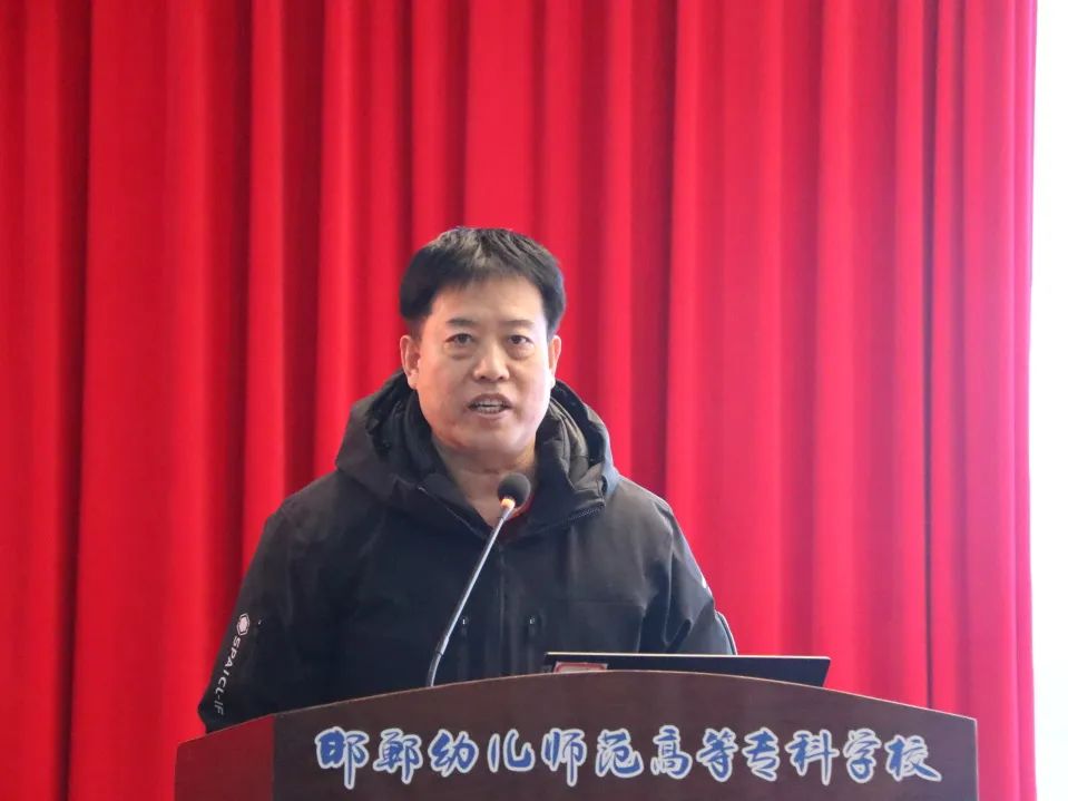 副校长刘陆冰