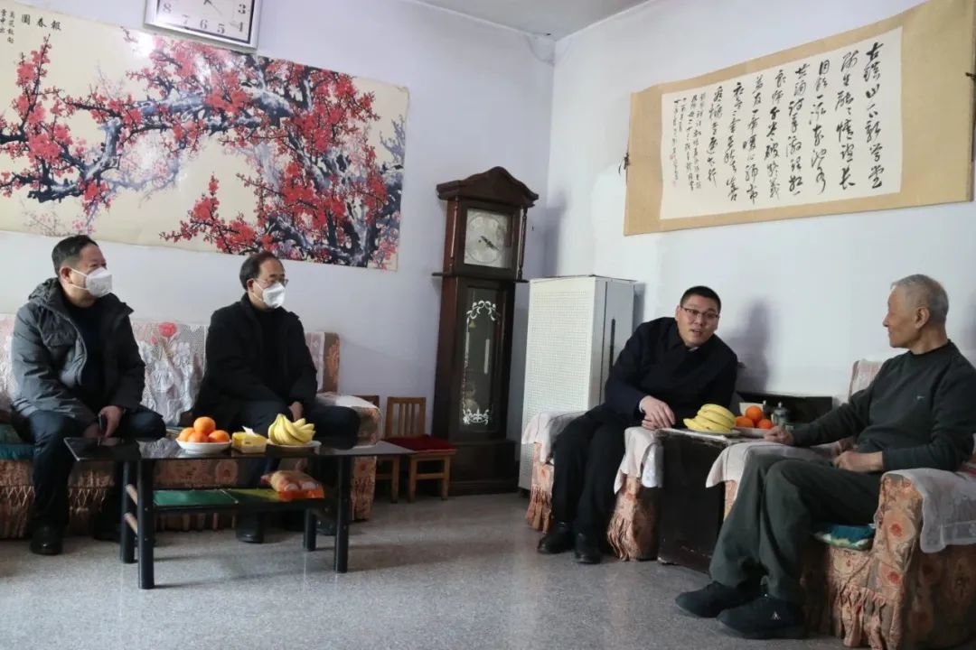 校米兰官方站官网app下载全体成员参